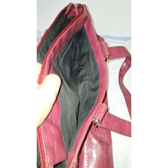 Axcess Red Faux Alligator Women's Purse Shoulderbag Satchel Fashionable - Picture 6 of 9